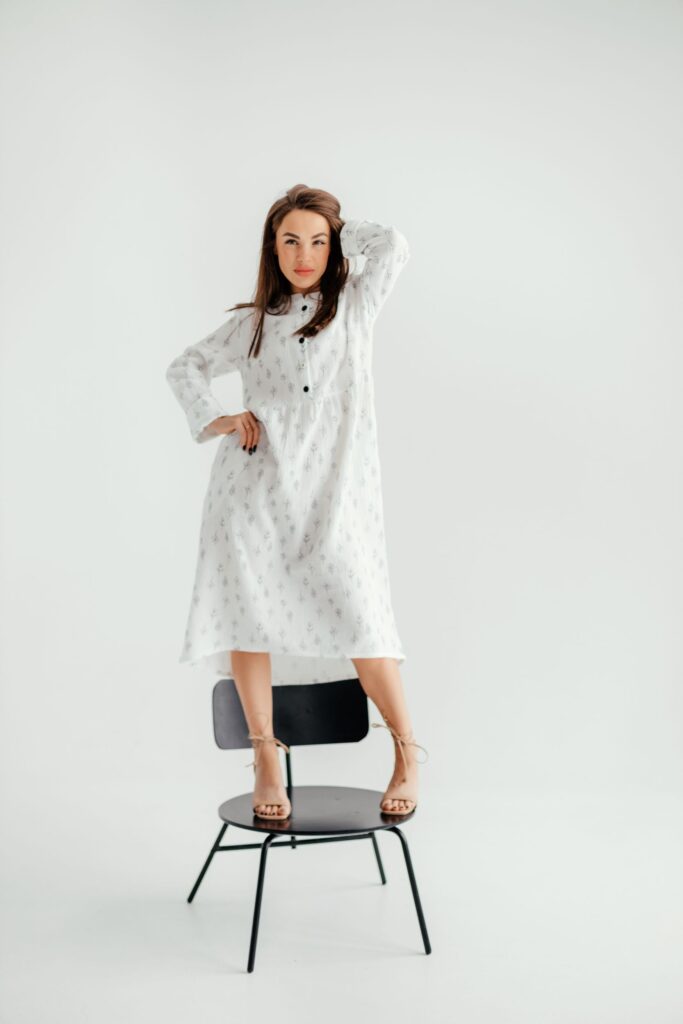 2984